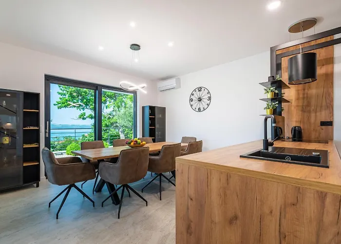 Hill 마슬레니차